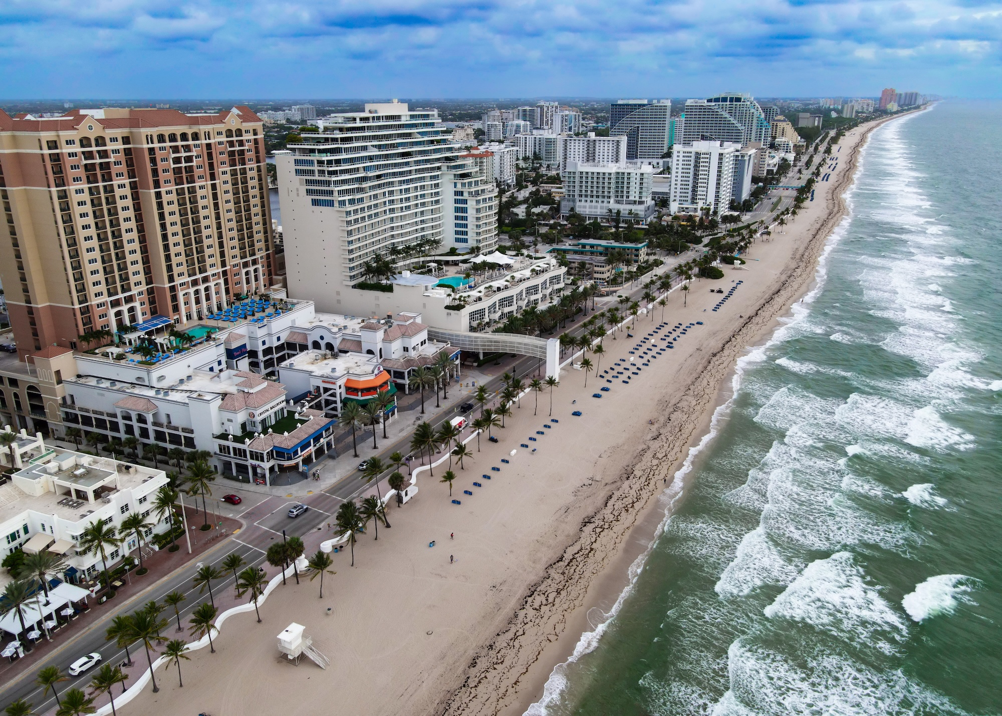 Marriott Beach Place Towers